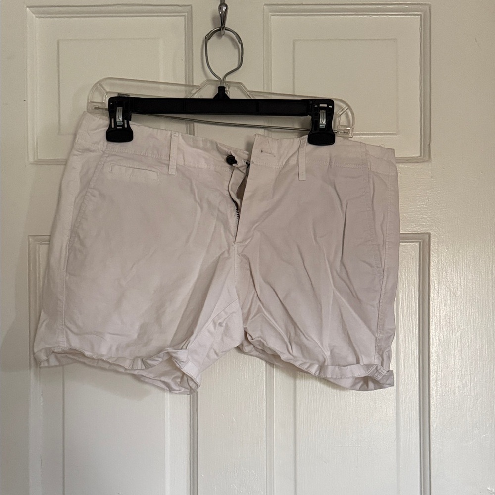Old Navy White Women's Cotton Bermuda Shorts